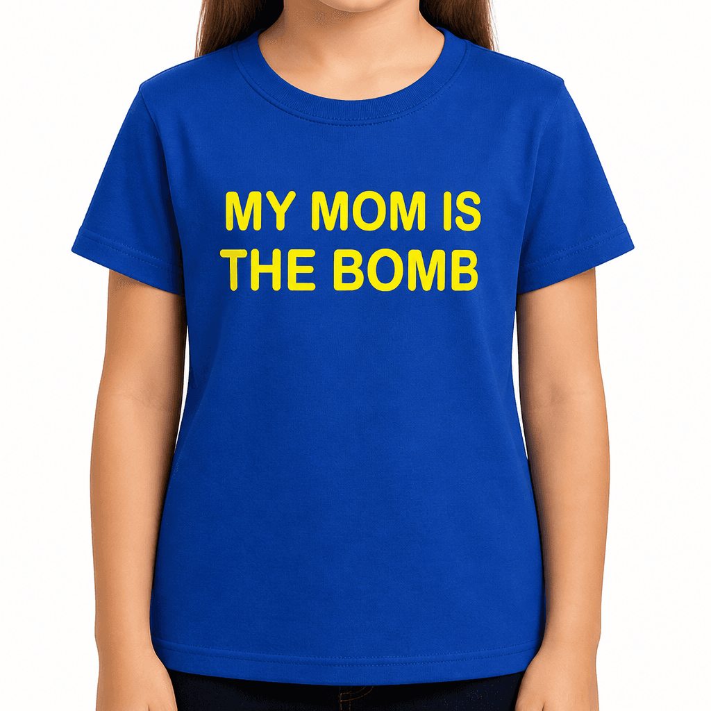 Smešna otroška majica MY MOM IS THE BOMB