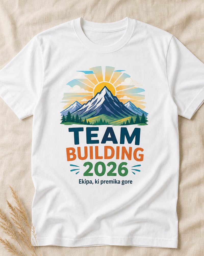 Bela majica z barvnim motivom za team building