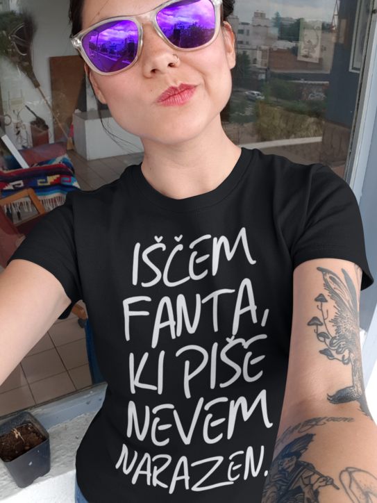 Smešna majica iščem fanta