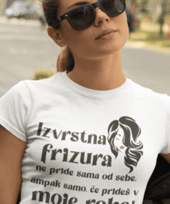 Smešna majica izvrstna frizura