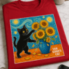 Majica z napisom VAN GOGH'S CAT in motivom mačke pri sončnicah v slogu Van Goghove parodije