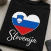 Majica z napisom Slovenija in srčkom v barvah slovenske zastave