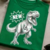 Majica z napisom NEW in retro motivom rjovečega T-Rexa