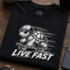 Majica z napisom Live fast in ilustracijo želve na skejtu