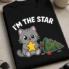 Majica z napisom I'm the star, sivo mačko, zvezdo in prevrnjeno božično smrečico