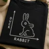 Majica z napisom DUCK RABBIT in optično iluzijo race oziroma zajca