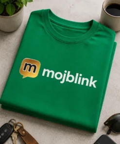 Majica z napisom mojblink v minimalističnem sodobnem slogu