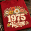 Majica z napisom Vintage v retro slogu s cvetličnim motivom