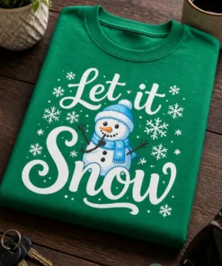 Majica z napisom Let it Snow, snežakom, modro kapo in šalom ter snežinkami