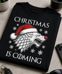Majica z napisom CHRISTMAS IS COMING in volčjo glavo z božičkovo kapo