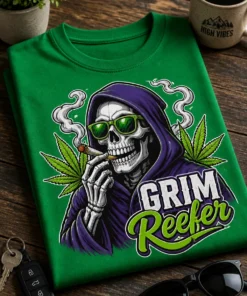 Majica z napisom GRIM Reefer in motivom grim reaperja z džojntom ter listi konoplje