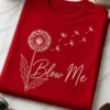 Majica z napisom Blow Me in minimalističnim motivom regrata z letečimi semeni